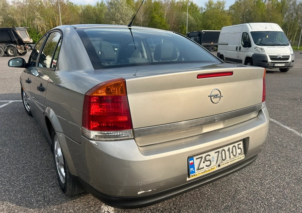 Opel Vectra cena 8899 przebieg: 243363, rok produkcji 2003 z Szczecin małe 211